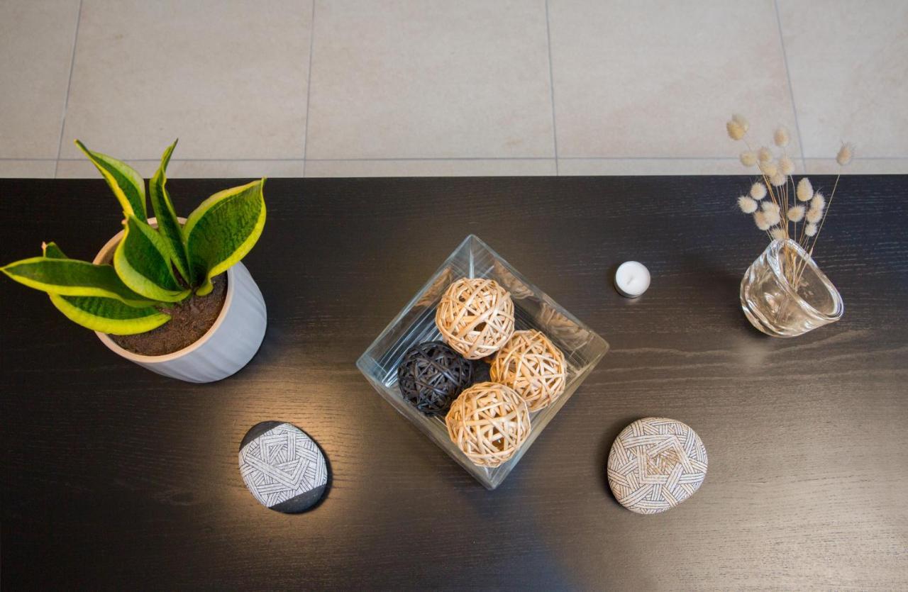 Lovely New Βuild Flat Near Metro - Free Parking Athen Exterior foto